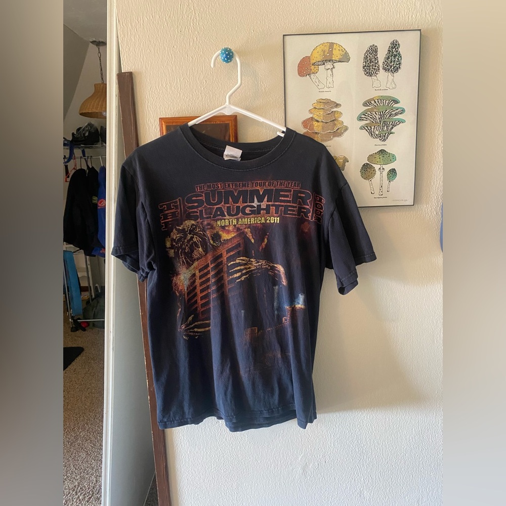 Summer slaughter shirt